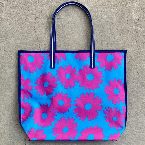 Estée Lauder Limited Edition Tote Bag - Picture 2 of 9